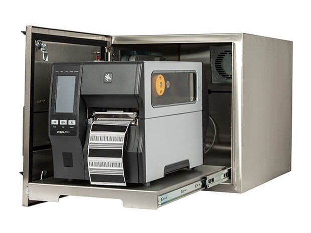 Et IP65 kabinet til Zebra industrielle stregkodeprintere med installeret ZT411 printer